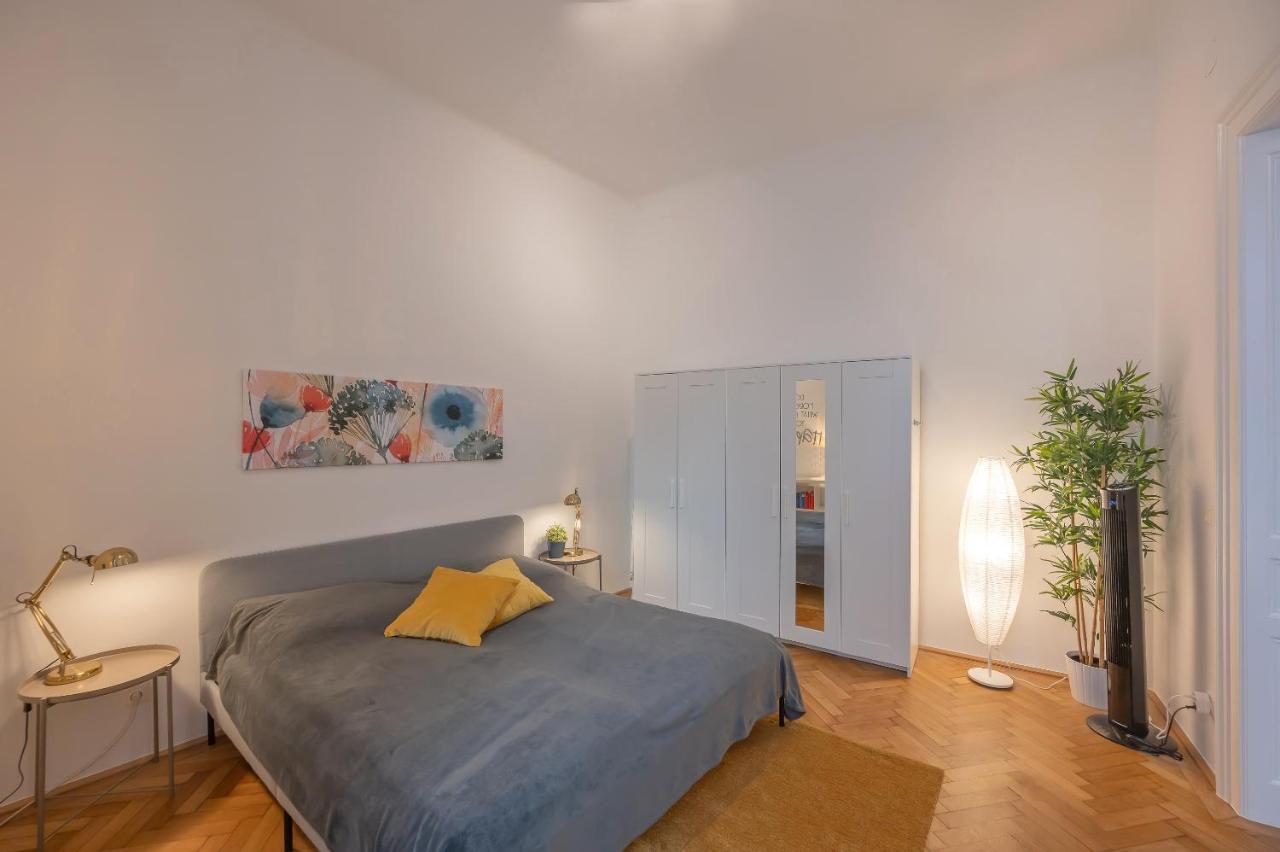Cosy City Center Apartment Wien Ngoại thất bức ảnh